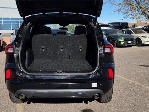 Used 2023 Ford Escape ST-Line image 26
