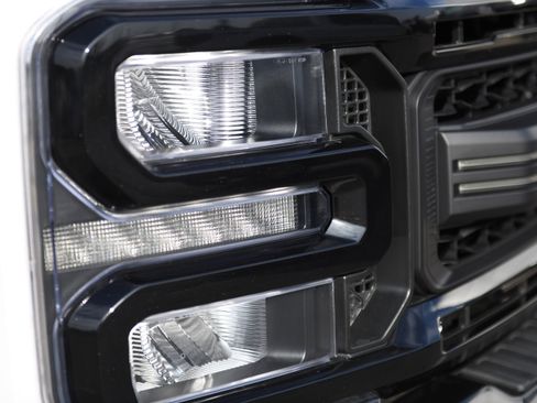 New 2026 Ford F250 Lariat w/ Black Appearance Package image 9