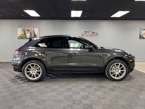 Used 2018 Porsche Macan S image 15