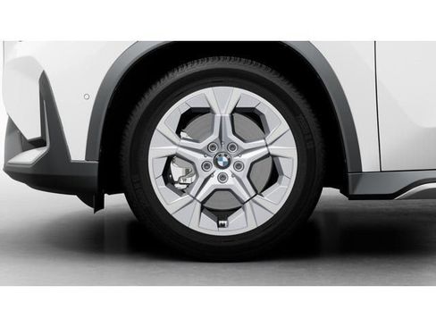 New 2026 BMW X1 xDrive28i w/ Technology Package AWD/4WD image 8