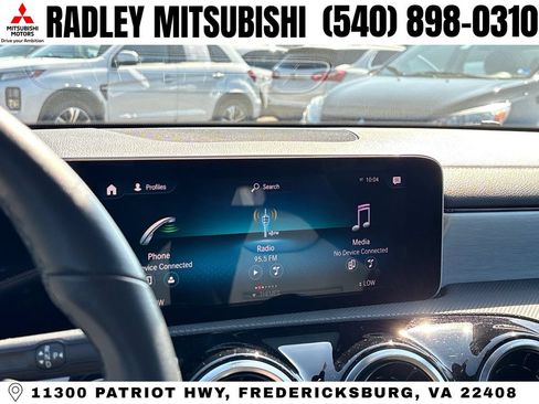 Used 2020 Mercedes-Benz CLA 250 4MATIC w/ Premium Package image 8