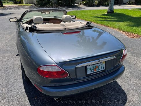 Used 2001 Jaguar XKR Convertible RWD image 17