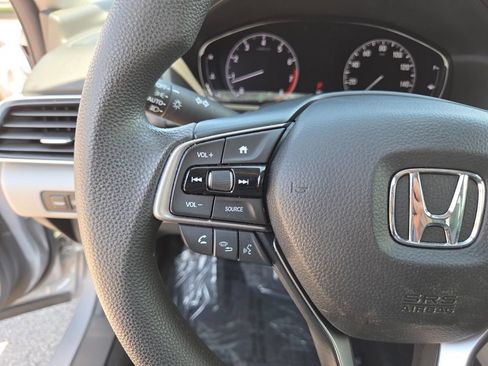 Used 2020 Honda Accord LX image 32