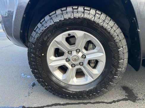 Used 2022 Toyota 4Runner SR5 Premium w/ Moonroof Package image 12