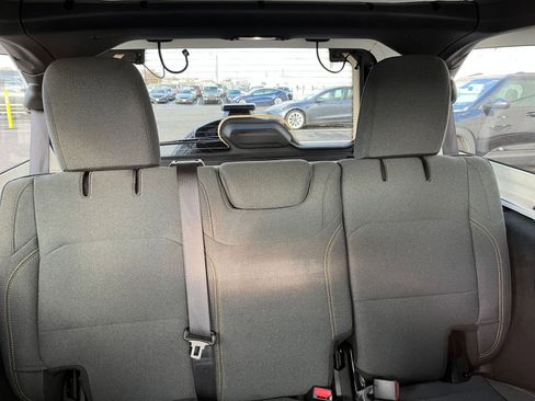 Used 2025 Jeep Wrangler Sport S image 37