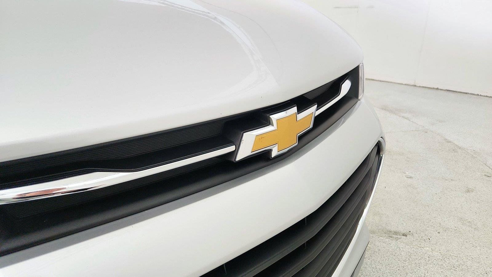 Used 2020 Chevrolet Trax LT w/ LT Convenience Package FWD image 49