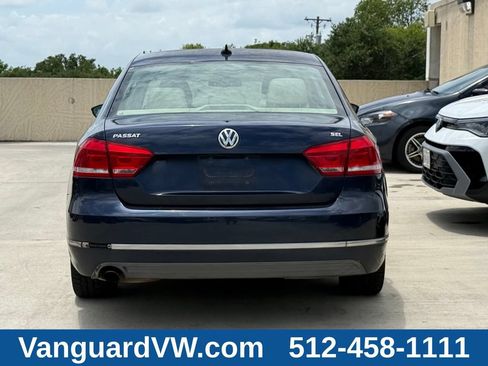 Used 2012 Volkswagen Passat 2.5 SEL FWD image 6