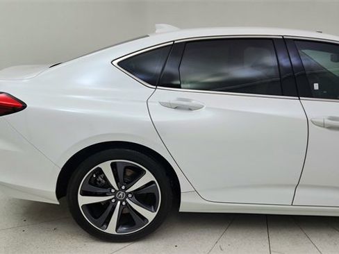 Used 2025 Acura TLX w/ Technology Package image 12