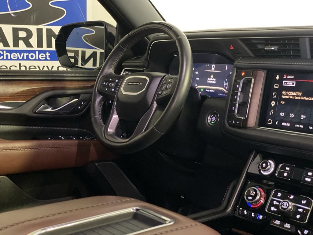 Used 2024 GMC Yukon Denali Ultimate AWD/4WD image 14