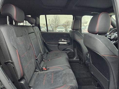 New 2024 Mercedes-Benz GLB 250 image 12