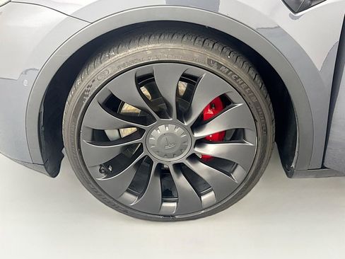 Used 2022 Tesla Model Y Performance AWD/4WD image 28