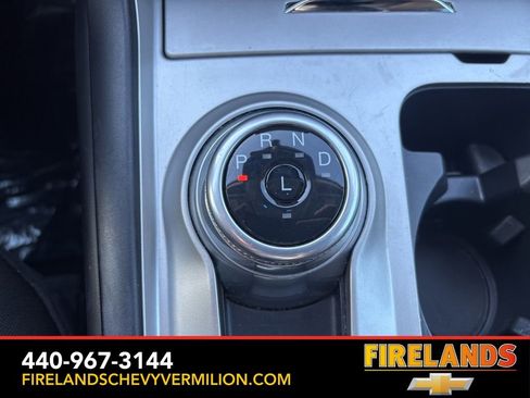 Used 2022 Ford Explorer XLT image 24