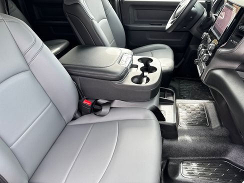 New 2026 RAM 5500 Tradesman w/ Chrome Appearance Group AWD/4WD image 13