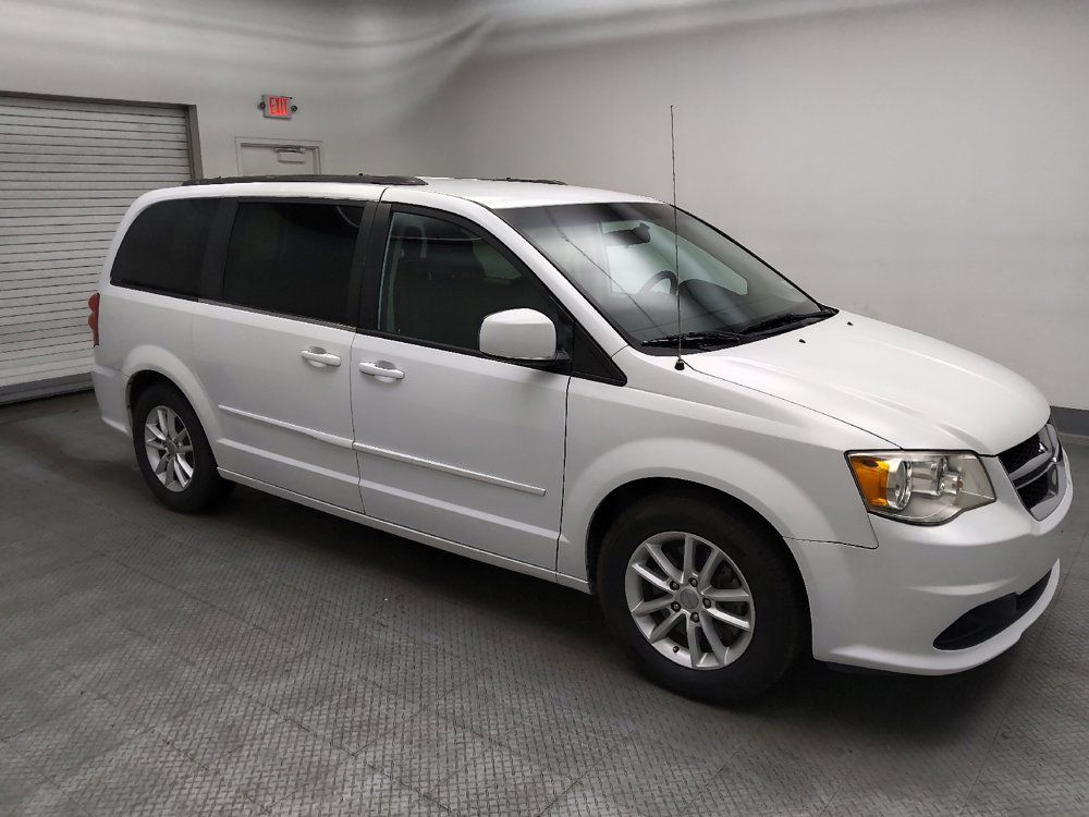 Used 2016 Dodge Grand Caravan SXT FWD image 11