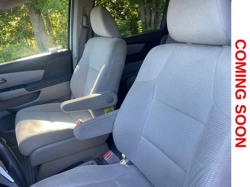 Used 2011 Honda Odyssey LX image 11