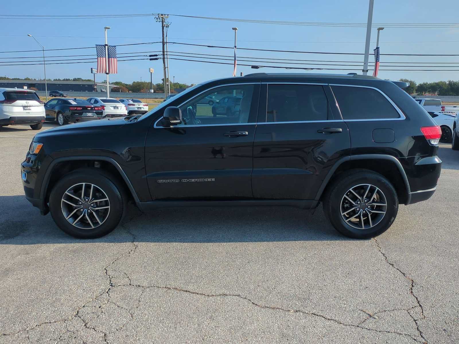 Used 2019 Jeep Grand Cherokee Limited AWD/4WD image 5