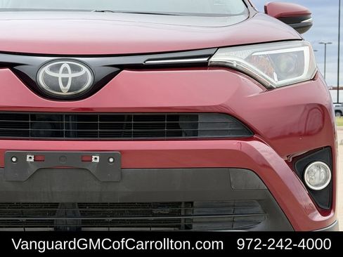 Used 2018 Toyota RAV4 XLE w/ Plus Extra Value Package FWD image 4