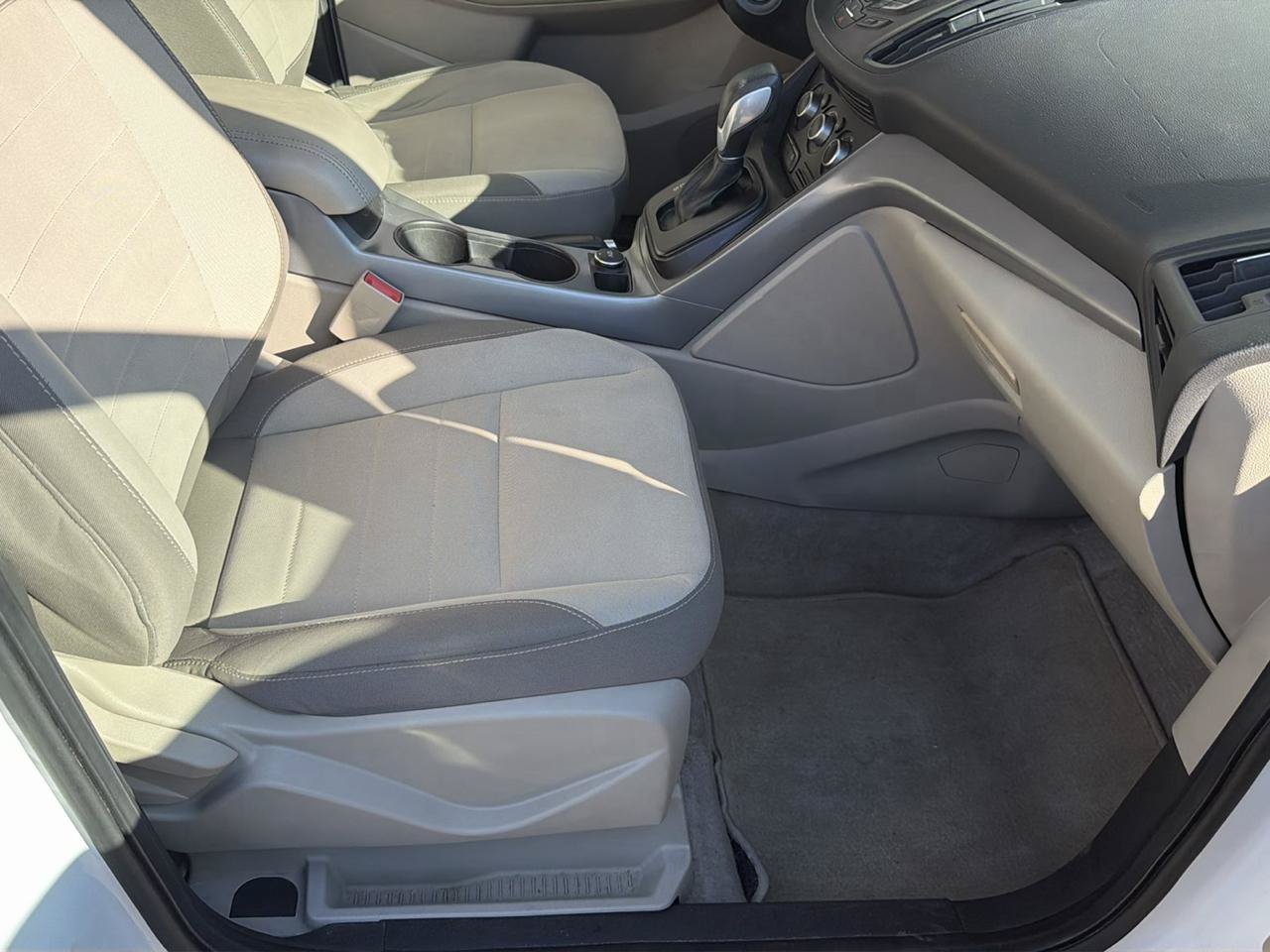 Used 2014 Ford Escape SE AWD/4WD image 14