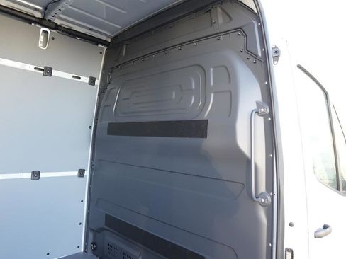 New 2026 Mercedes-Benz Sprinter 2500 image 9