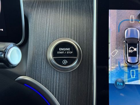 Certified 2025 Mercedes-Benz GLC 300 GLC 300 image 34