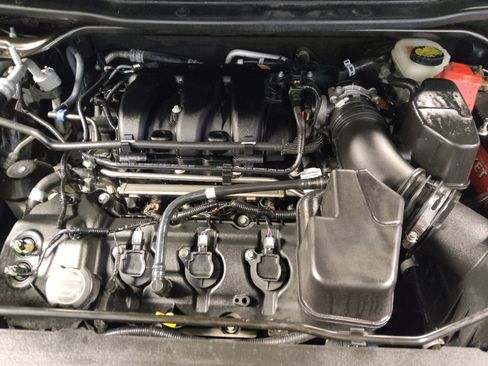 Used 2018 Ford Explorer Limited image 30