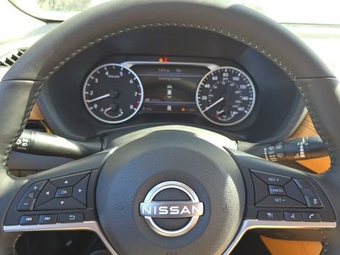 New 2025 Nissan Sentra SV w/ SV Premium Package image 11