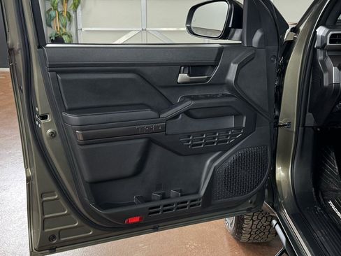 Used 2024 Toyota Tacoma TRD Off-Road image 16