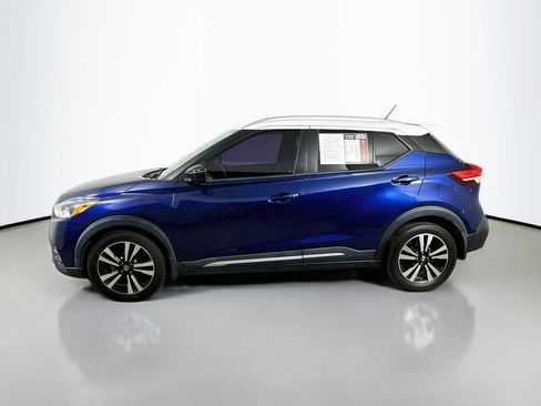 Used 2019 Nissan Kicks SR w/ SR Premium Package FWD image 5