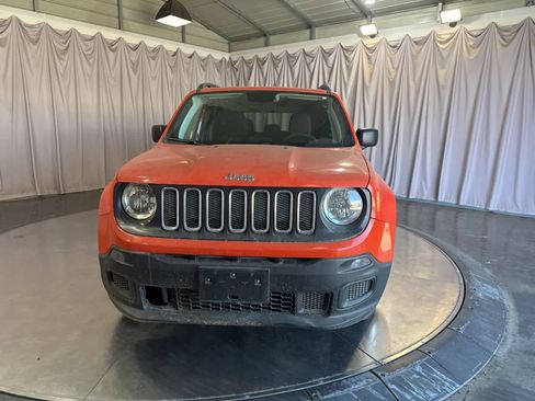 Used 2018 Jeep Renegade Sport w/ Power & Air Group image 2