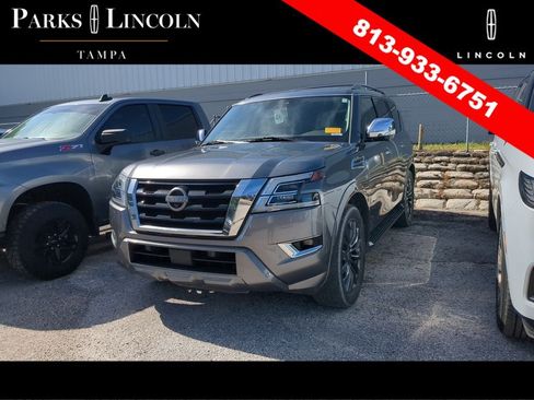 Used 2021 Nissan Armada Platinum w/ Captain's Chairs Package RWD image 8