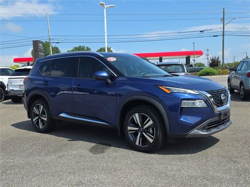 Used 2022 Nissan Rogue SL w/ SL Premium Package FWD image 3