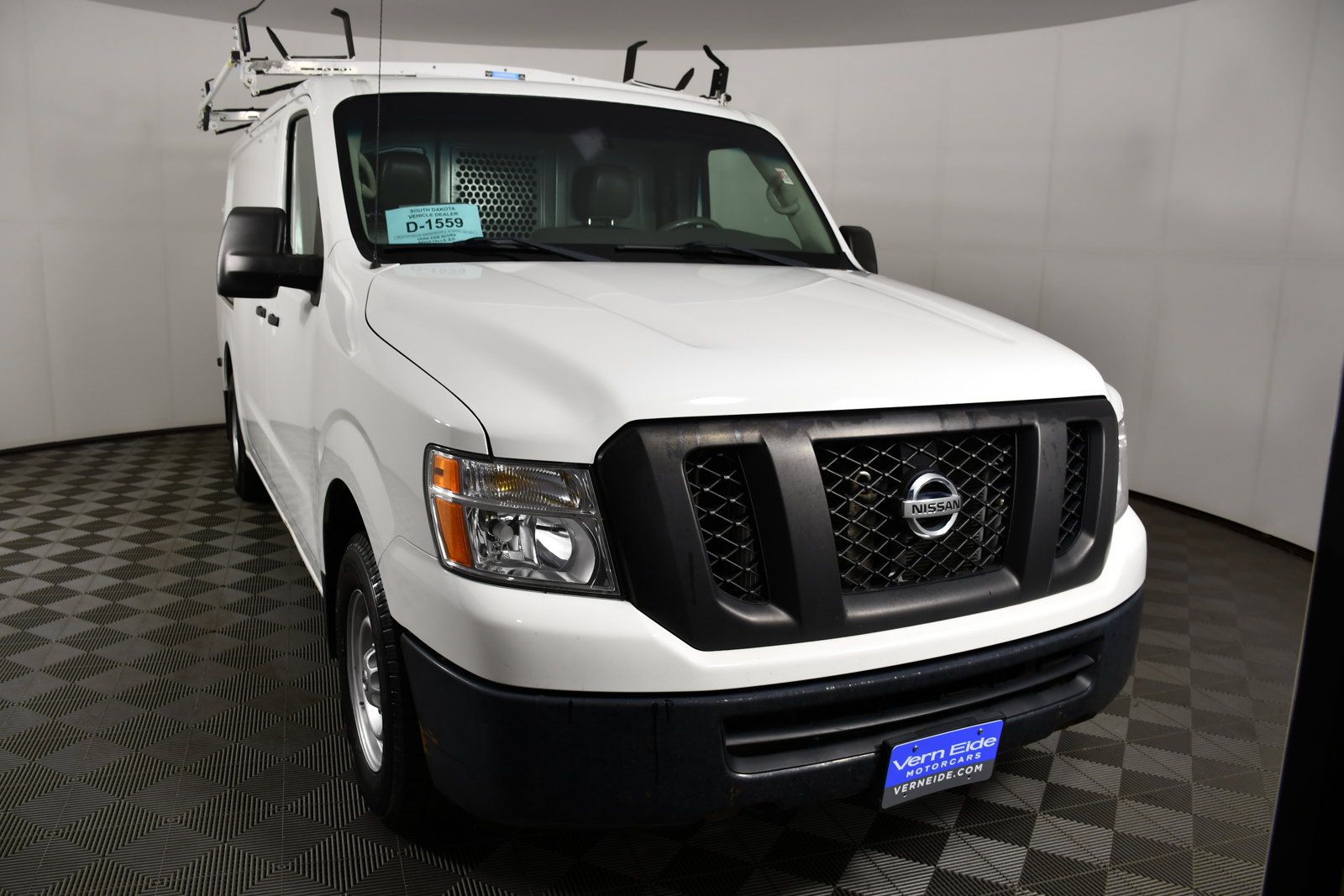 Used 2018 Nissan NV 1500 S RWD image 3
