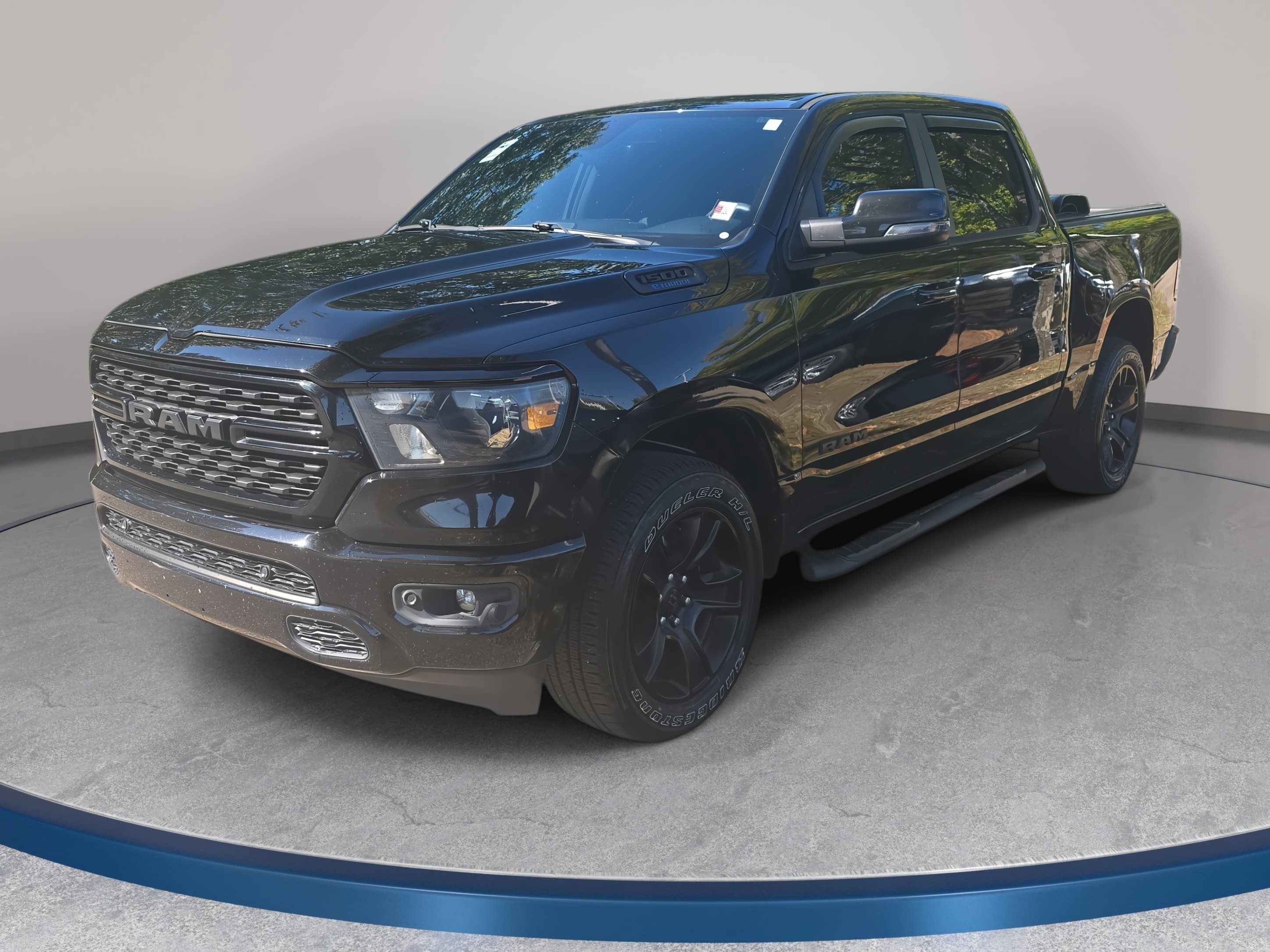 Used 2023 RAM 1500 Big Horn AWD/4WD image 1