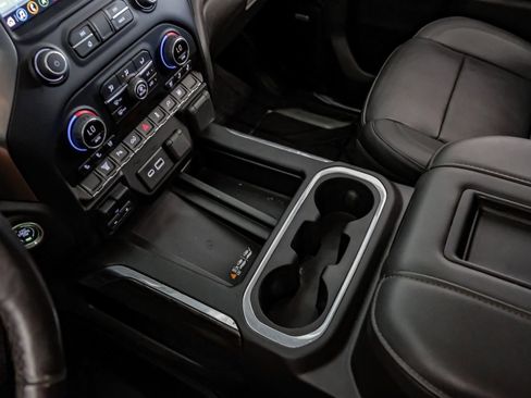 Used 2022 Chevrolet Silverado 2500 LTZ w/ LTZ Plus Package AWD/4WD image 25