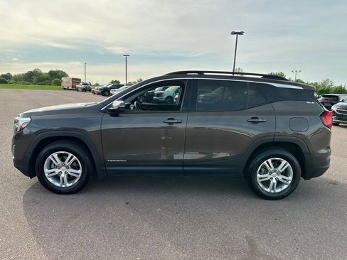 Used 2019 GMC Terrain SLE w/ Driver Convenience Package FWD image 37