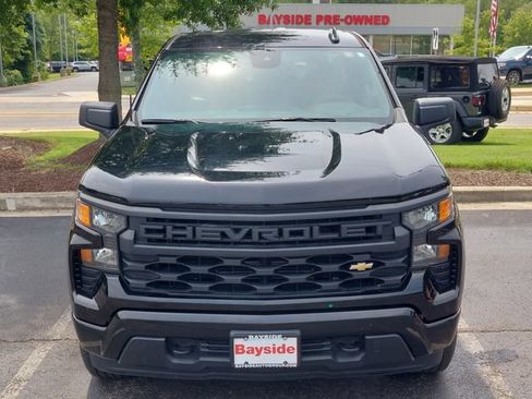 Used 2023 Chevrolet Silverado 1500 Custom AWD/4WD image 3