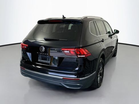 Used 2022 Volkswagen Tiguan SE FWD image 7