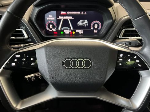 Used 2022 Audi Q4 e-tron Premium Plus image 27