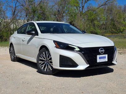 New 2026 Nissan Altima 2.5 SV