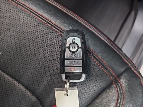 Used 2024 Ford Expedition Max Limited AWD/4WD image 28