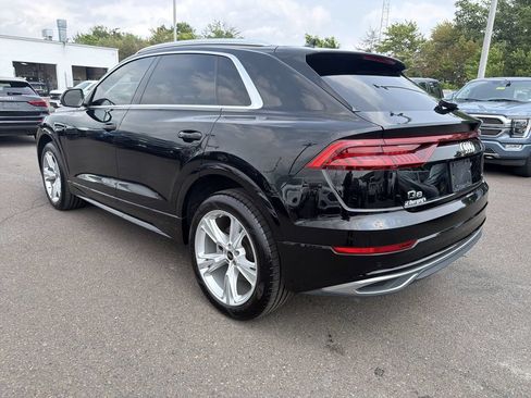 Used 2023 Audi Q8 Premium AWD/4WD image 3