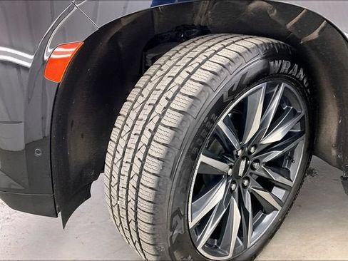Used 2023 Cadillac Escalade Sport Platinum AWD/4WD image 34