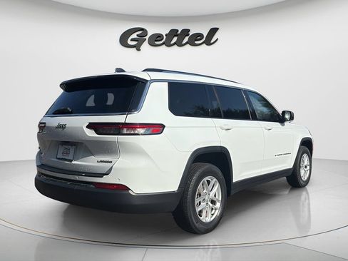 Used 2022 Jeep Grand Cherokee L Laredo w/ Luxury Tech Group I RWD image 5