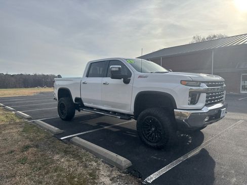 Used 2020 Chevrolet Silverado 2500 LTZ w/ LTZ Texas Edition image 2