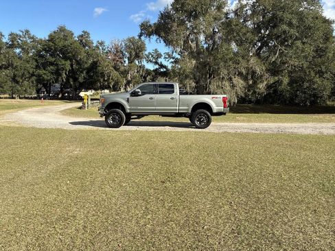 Used 2019 Ford F350 Lariat w/ Lariat Ultimate Package image 36