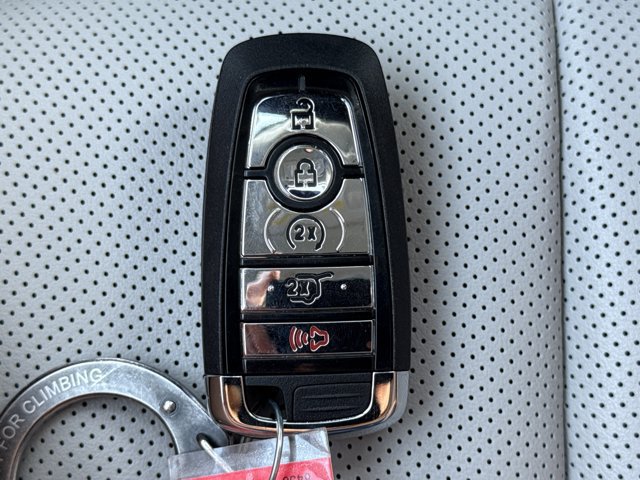 Used 2026 Lincoln Aviator AWD image 29
