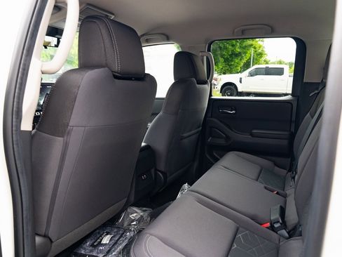 New 2025 Nissan Frontier SV image 21