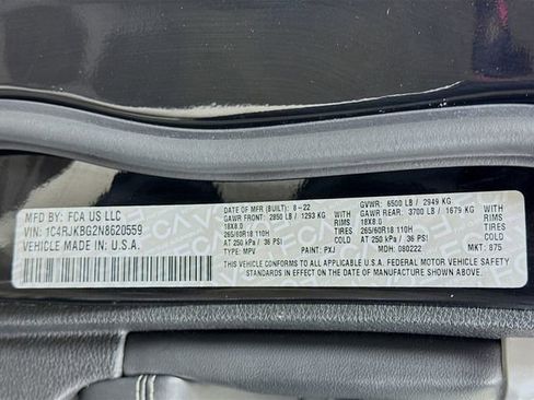 Used 2022 Jeep Grand Cherokee L Limited image 37