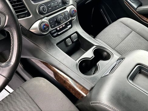 Used 2018 Chevrolet Tahoe LS image 18