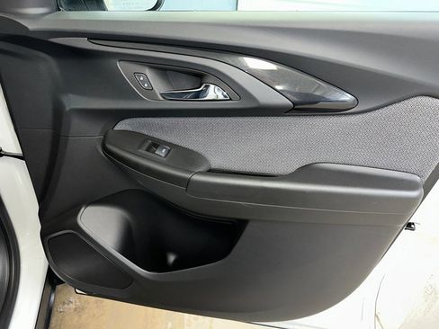 Certified 2023 Chevrolet TrailBlazer LT w/ Convenience Package image 29